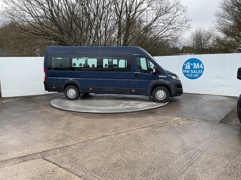 Peugeot BlueHDi 440 17 Seater Lite Euro 6