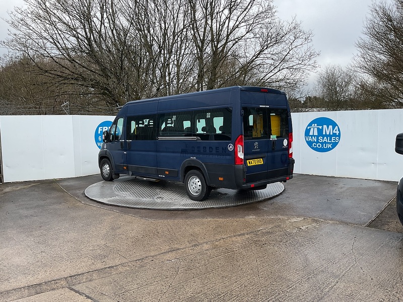 Peugeot BlueHDi 440 17 Seater Lite Euro 6