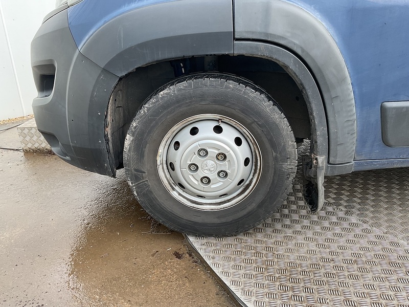 Peugeot BlueHDi 440 17 Seater Lite Euro 6