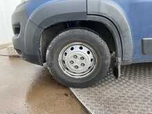 Peugeot Boxer BlueHDi 440 17 Seater Lite Euro 6 