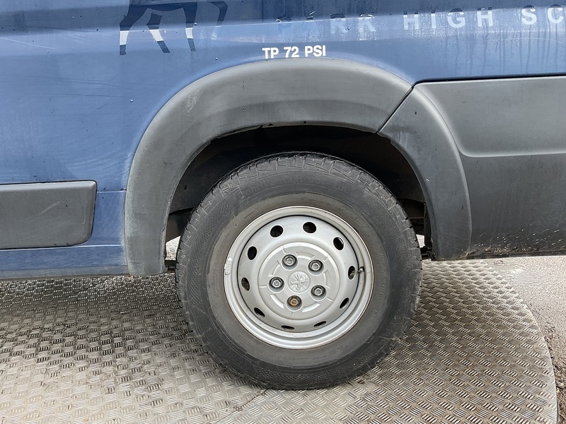 Peugeot BlueHDi 440 17 Seater Lite Euro 6