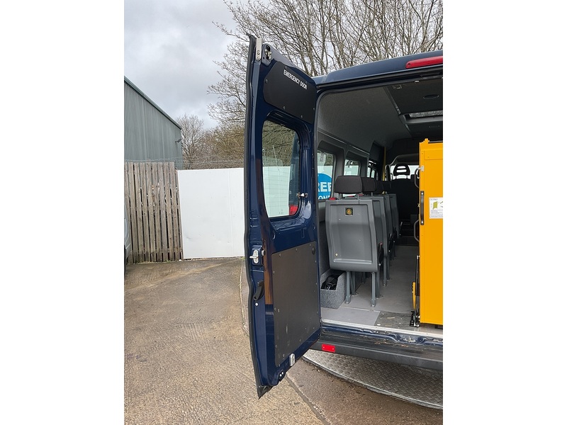 Peugeot BlueHDi 440 17 Seater Lite Euro 6