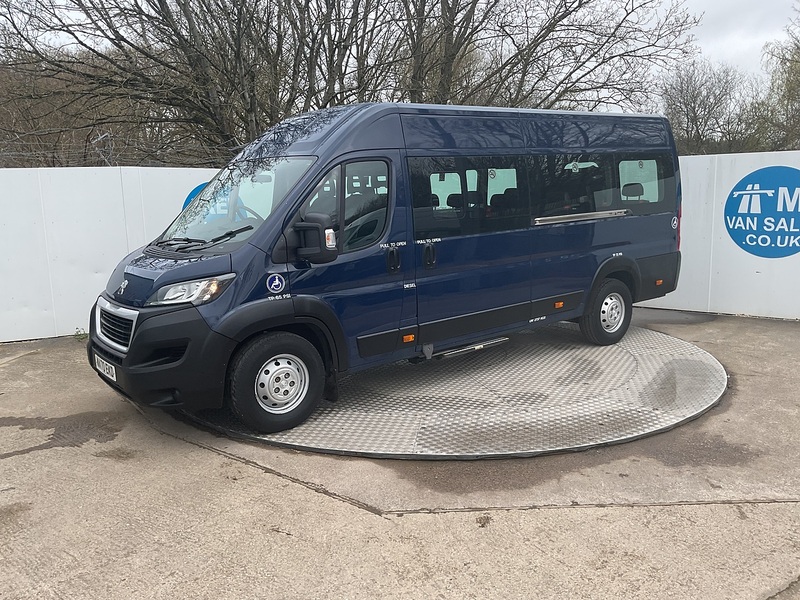 Peugeot BlueHDi 440 17 Seater Lite Euro 6