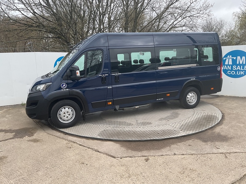 Peugeot BlueHDi 440 17 Seater Lite Euro 6
