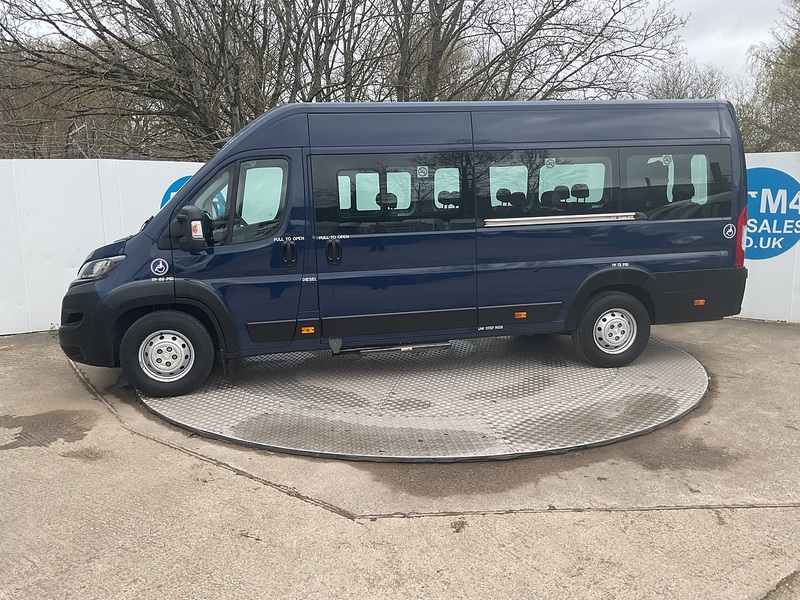 Peugeot BlueHDi 440 17 Seater Lite Euro 6