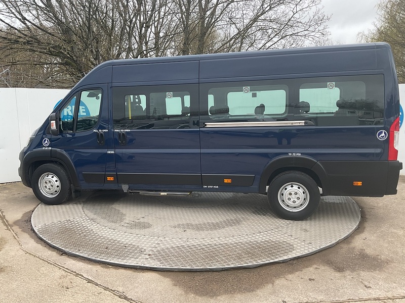 Peugeot BlueHDi 440 17 Seater Lite Euro 6