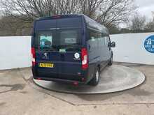 Peugeot Boxer BlueHDi 440 17 Seater Lite Euro 6 