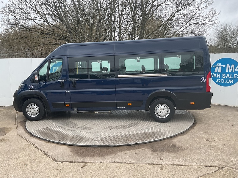 Peugeot BlueHDi 440 17 Seater Lite Euro 6