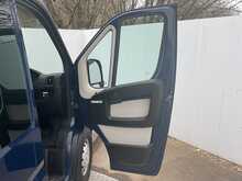 Peugeot Boxer BlueHDi 440 17 Seater Lite Euro 6 