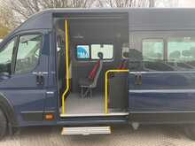 Peugeot Boxer BlueHDi 440 17 Seater Lite Euro 6 