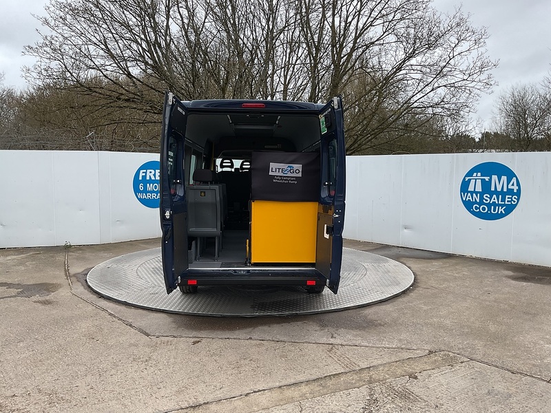 Peugeot BlueHDi 440 17 Seater Lite Euro 6