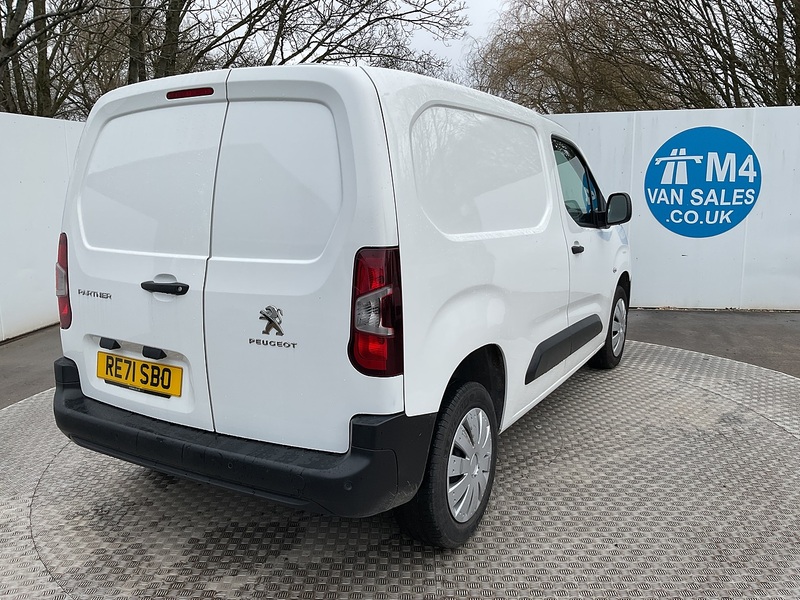 Peugeot BlueHDi 1000 Professional Premium SWB Euro 6