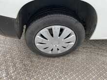 Peugeot Partner BlueHDi 1000 Professional Premium SWB Euro 6 