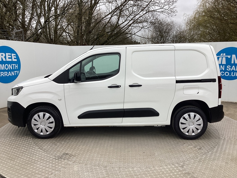 Peugeot BlueHDi 1000 Professional Premium SWB Euro 6