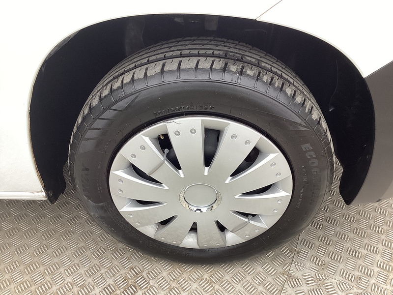 Peugeot BlueHDi 1000 Professional Premium SWB Euro 6