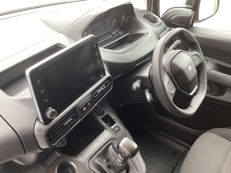 Peugeot BlueHDi 1000 Professional Premium SWB Euro 6