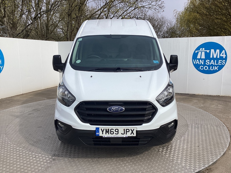 Ford 300 EcoBlue Leader SWB H/R Euro 6