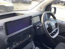 Vauxhall Vivaro Turbo D Prime LWB L/R A/C Euro 6 