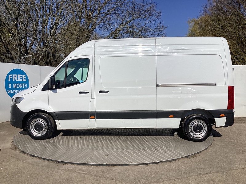Mercedes 315 CDI Premium MWB H/R Progressive A/C Euro 6