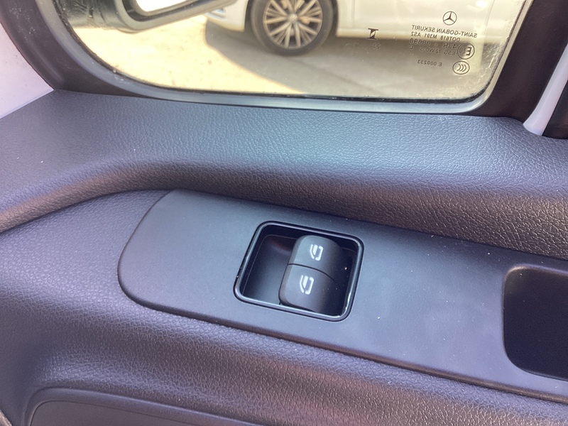 Mercedes 315 CDI Premium MWB H/R Progressive A/C Euro 6