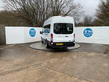 Ford Transit TDCi 460 Trend 17 Seat 