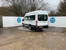 Ford Transit TDCi 460 Trend 17 Seat 
