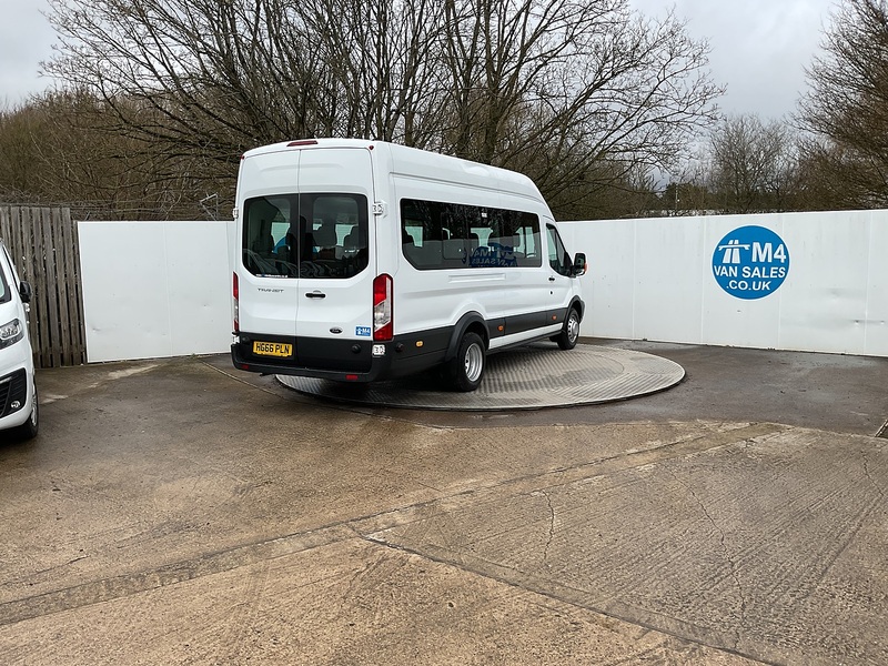 Ford 2.2 TDCi 460 HDT Trend Minibus 5dr Diesel Manual L4 H3 (18 seats) (196 g/km, 123 bhp)