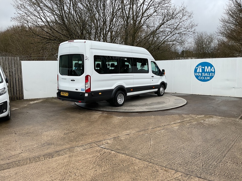 Ford 2.2 TDCi 460 HDT Trend Minibus 5dr Diesel Manual L4 H3 (18 seats) (196 g/km, 123 bhp)