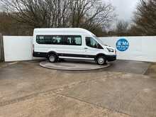 Ford Transit TDCi 460 Trend 17 Seat 