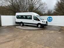Ford Transit TDCi 460 Trend 17 Seat 