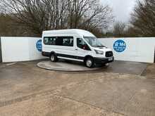 Ford Transit TDCi 460 Trend 17 Seat 