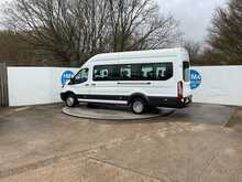 Ford Transit TDCi 460 Trend 17 Seat 