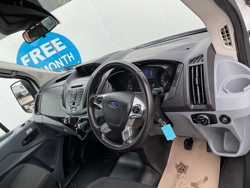 Ford 2.2 TDCi 460 HDT Trend Minibus 5dr Diesel Manual L4 H3 (18 seats) (196 g/km, 123 bhp)