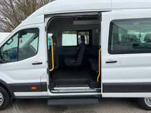 Ford Transit TDCi 460 Trend 17 Seat 