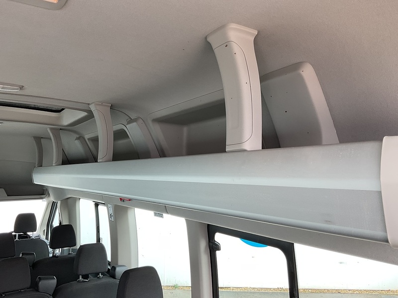 Ford 2.2 TDCi 460 HDT Trend Minibus 5dr Diesel Manual L4 H3 (18 seats) (196 g/km, 123 bhp)