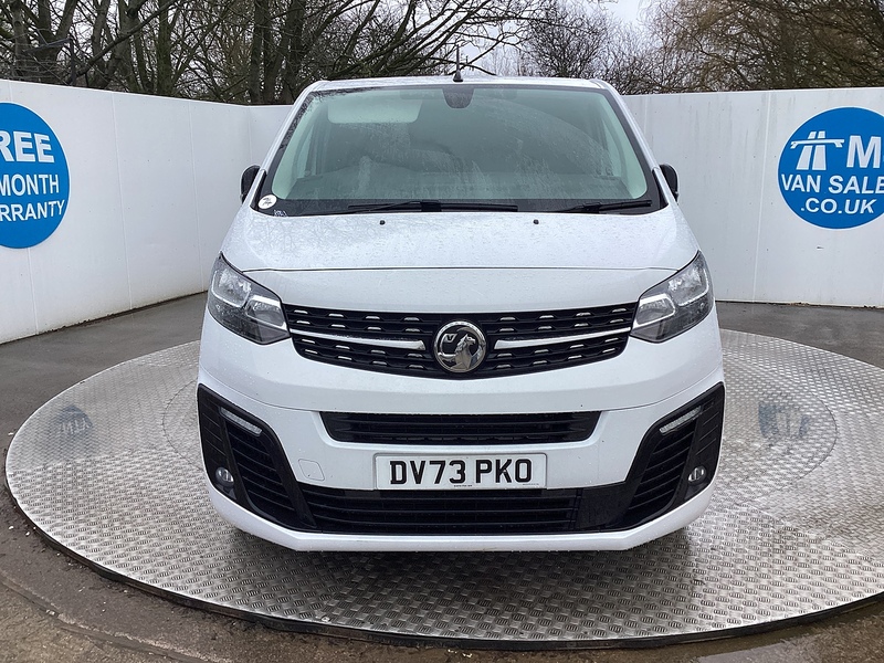 Vauxhall Turbo D 3100 Pro LWB L/R Euro 6 **NO VAT**