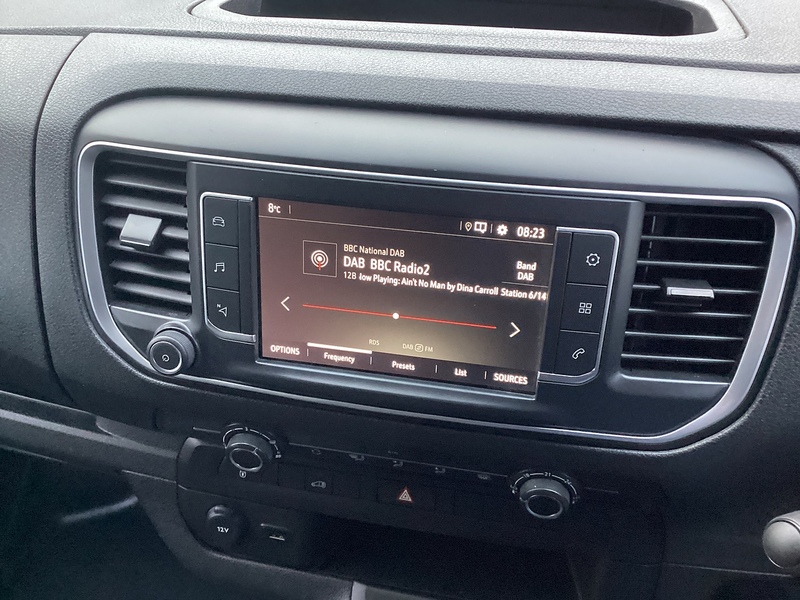 Vauxhall Turbo D 3100 Pro LWB L/R Euro 6 **NO VAT**