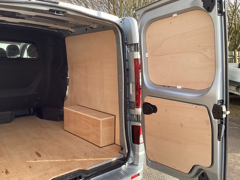 Renault dCi Blue LL30 Extra Sport L/R Crewcab A/C Euro 6