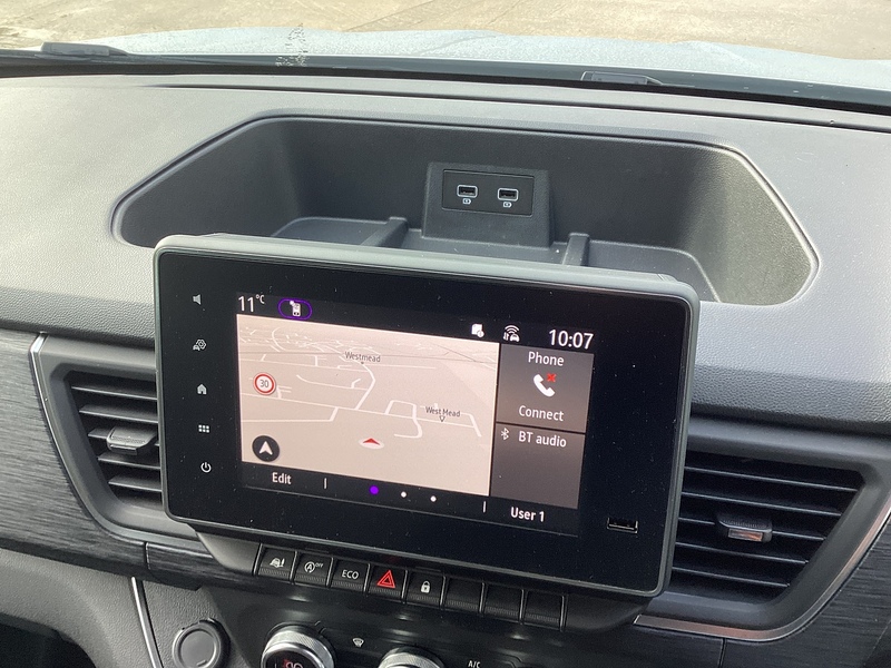 Renault dCi Blue LL30 Extra Sport L/R Crewcab A/C Euro 6