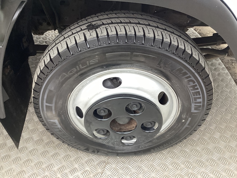 Isuzu TD N35 150 W Grafter LWB Dropside Tail Lift Euro 6