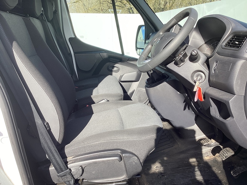 Renault dCi ENERGY 35 Start LWB Lo Loader Business L=15FT 11