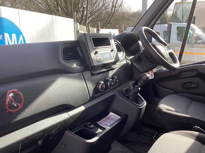 Renault dCi ENERGY 35 Start LWB Lo Loader Business L=15FT 11