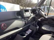 Renault Master dCi ENERGY 35 Start LWB Lo Loader Business L=15FT 11" Euro 6 