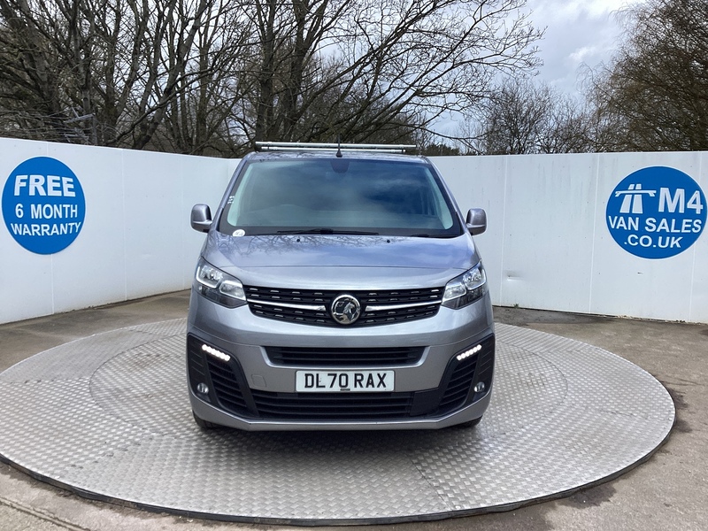 Vauxhall Turbo D 3100 Sportive LWB L/R Euro 6 **NO VAT**