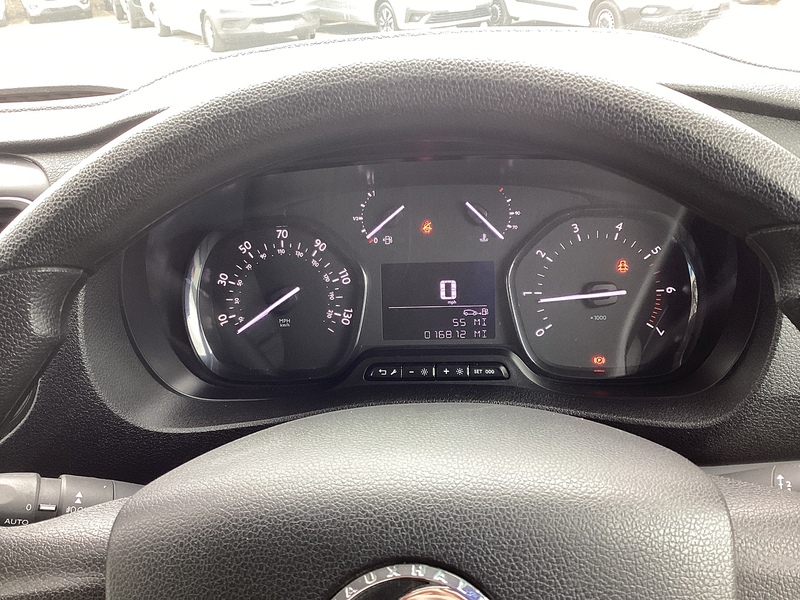 Vauxhall Turbo D 3100 Sportive LWB L/R Euro 6 **NO VAT**