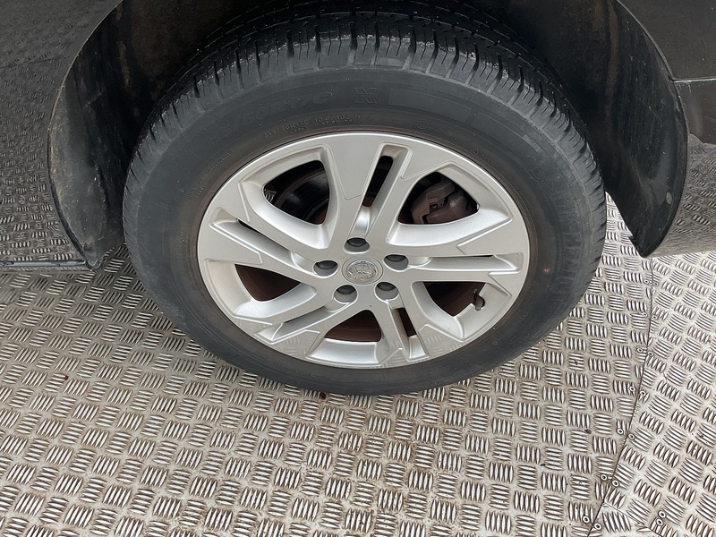 Vauxhall Turbo D 3100 Elite SWB L/R Euro 6