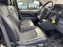 Vauxhall Vivaro Turbo D 3100 Elite SWB L/R Euro 6 