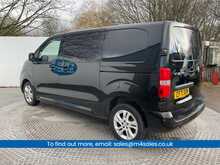 Vauxhall Vivaro Turbo D 3100 Elite SWB L/R Euro 6 