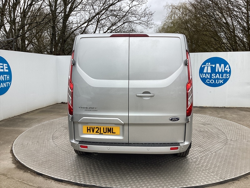 Ford 320 EcoBlue Limited LWB Crewcab A/C Euro 6