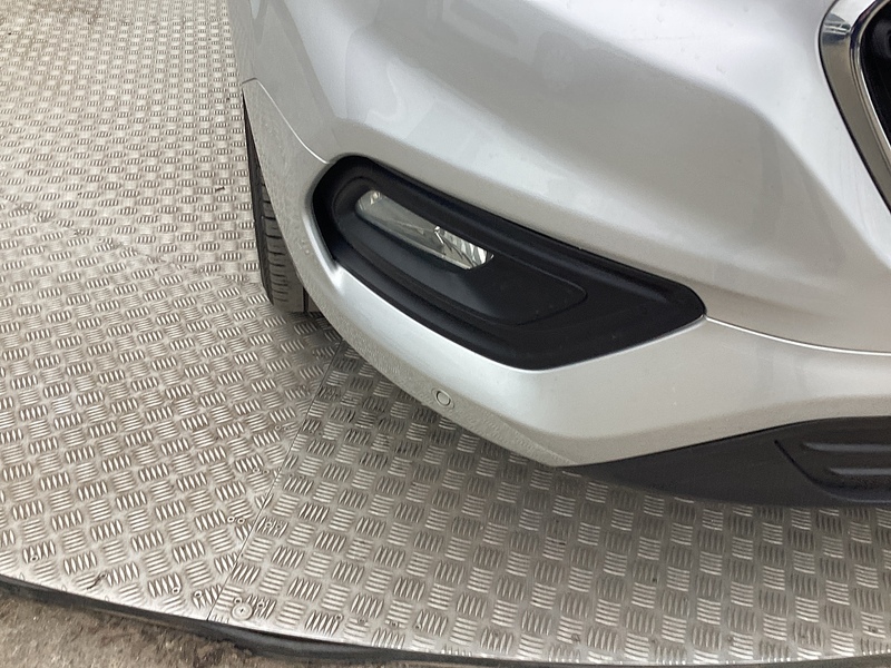 Ford 320 EcoBlue Limited LWB Crewcab A/C Euro 6